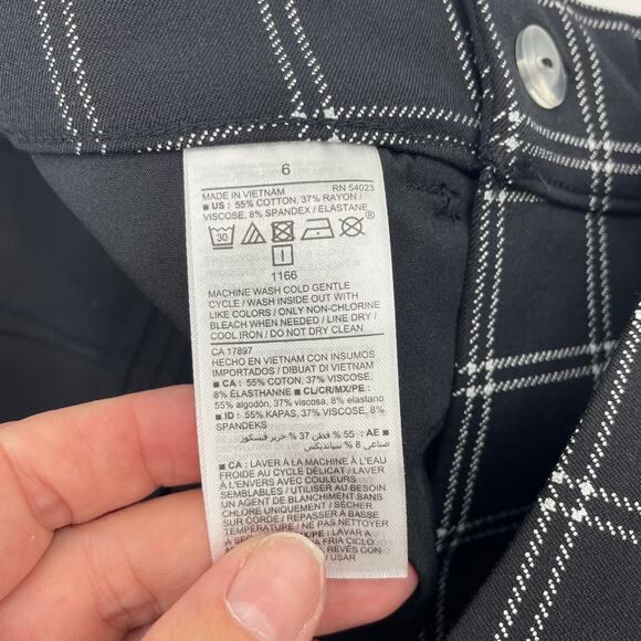 OLD NAVY Window Pane Pixie Pant Womens Size 6 Black White Tapered Dark Academia - Picture 3 of 10